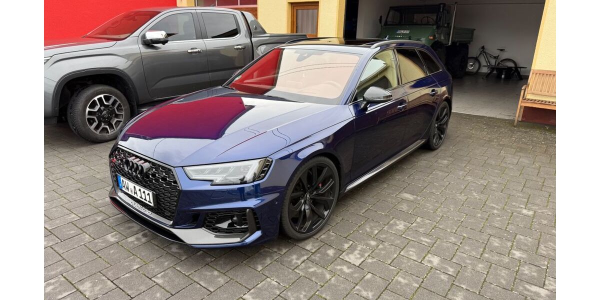 Audi RS4 75.400 km 52.590 &euro; Bad Breisig 53498