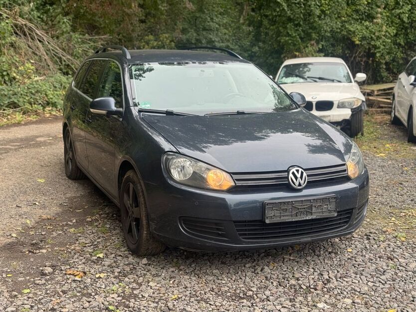 VW Golf 386.000 km 2.222 € Bad Breisig 53498