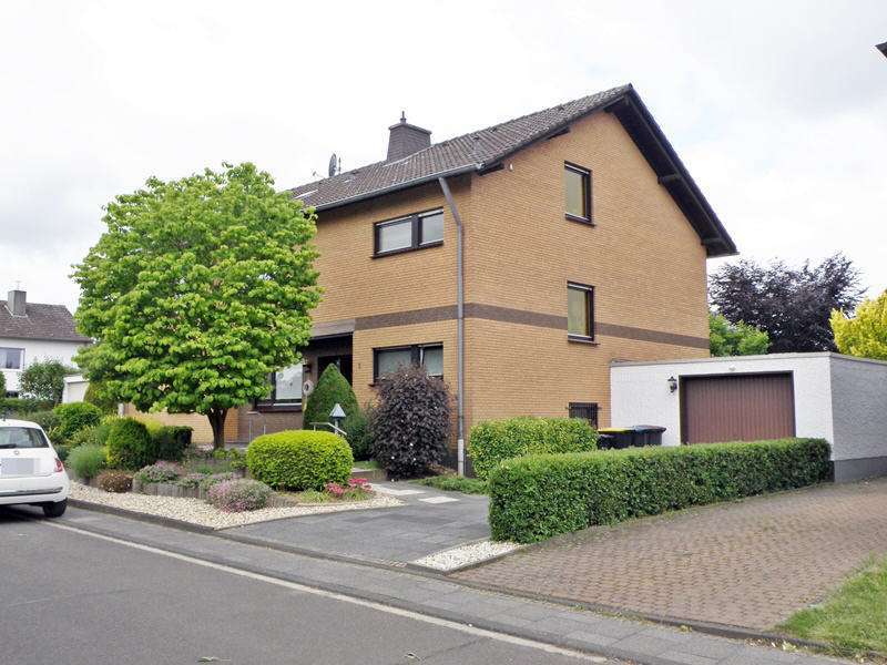 Haus zum Kaufen in Euskirchen-Kuchenheim 545.000 € 201 m²