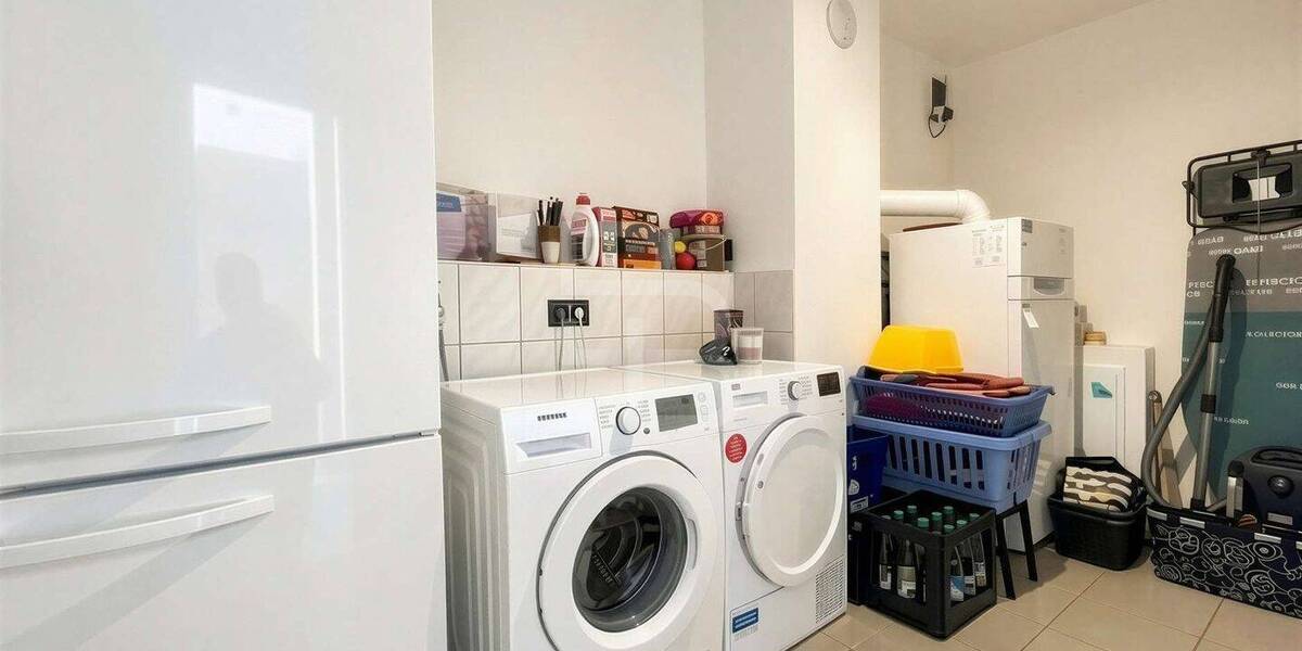 Reihenmittelhaus Köln Westhoven - 4 Zimmer, 195 m&sup2;, 2.900&euro; | Angebot:26540491