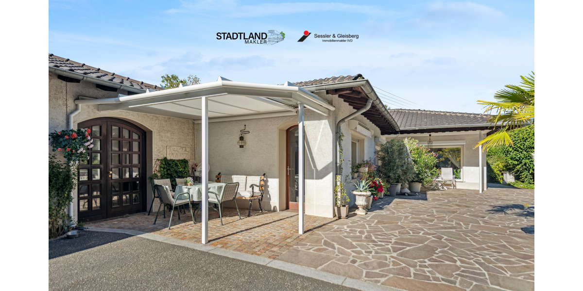 Haus zum Kaufen in Hennef (Sieg) 649.000 € 196 m² 6 zimmer