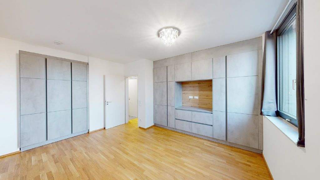 Etagenwohnung Erftstadt Lechenich - 3 Zimmer, 96 m&sup2;, 1.350&euro; | Angebot:25703206