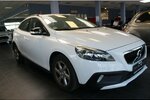 Volvo V40 Cross Country T4 AWD Geartronic 87.986 km 17.980 &euro; Euskirchen 53881