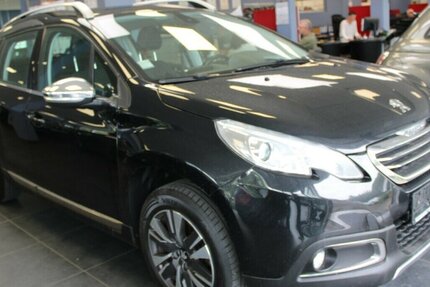 Peugeot 2008 BlueHDi FAP 120 Allure 120.216 km 7.980 &euro; Euskirchen 53881