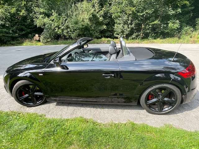 TT