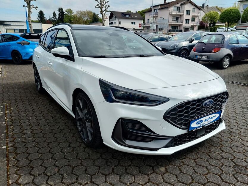 Ford Focus 14.510 km 38.990 € Rheinbreitbach 53619