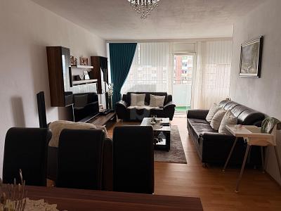 LICHTDURCHFLUTETES ZUHAUSE MIT BALKON + WEITBLICK - Etagenwohnung Köln Rodenkirchen | Angebot:26543846