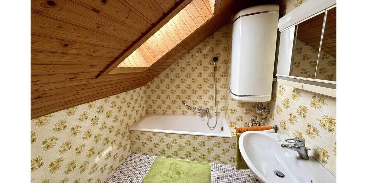 Einfamilienhaus Bergisch Gladbach Paffrath - 4 Zimmer, 109 m&sup2;, 449.000&euro; | Angebot:23941916