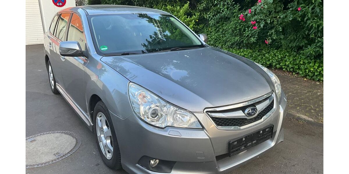 Subaru Legacy 160.000 km 5.900 &euro; koeln 51105