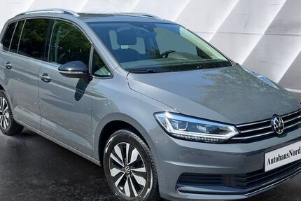 VW Touran 9.931 km 33.900 &euro; Köln-Riehl 50735