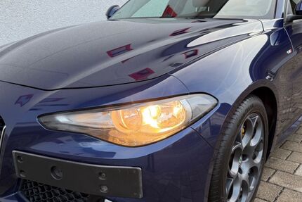 Alfa Romeo Giulia 188.589 km 13.490 &euro; Bergisch Gladbach 51467