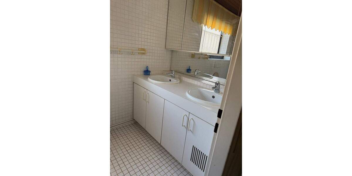 Doppelhaushälfte Troisdorf Spich - 4 Zimmer, 100 m&sup2;, 375.000&euro; | Angebot:24284540