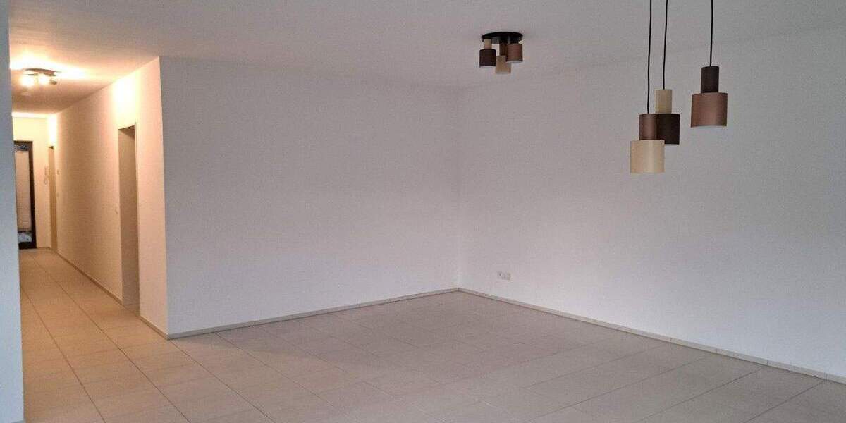 Etagenwohnung Rösrath Hoffnungsthal - 3 Zimmer, 107 m&sup2;, 1.235&euro; | Angebot:24690121