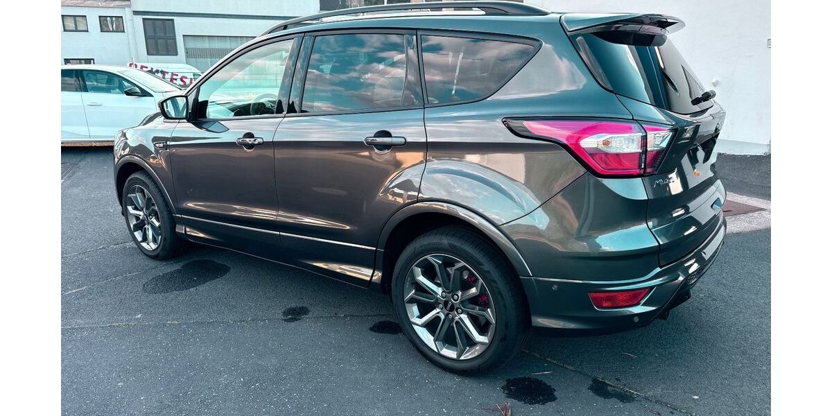 Ford Kuga 55.500 km 22.500 &euro; Bad-Breisig 53498