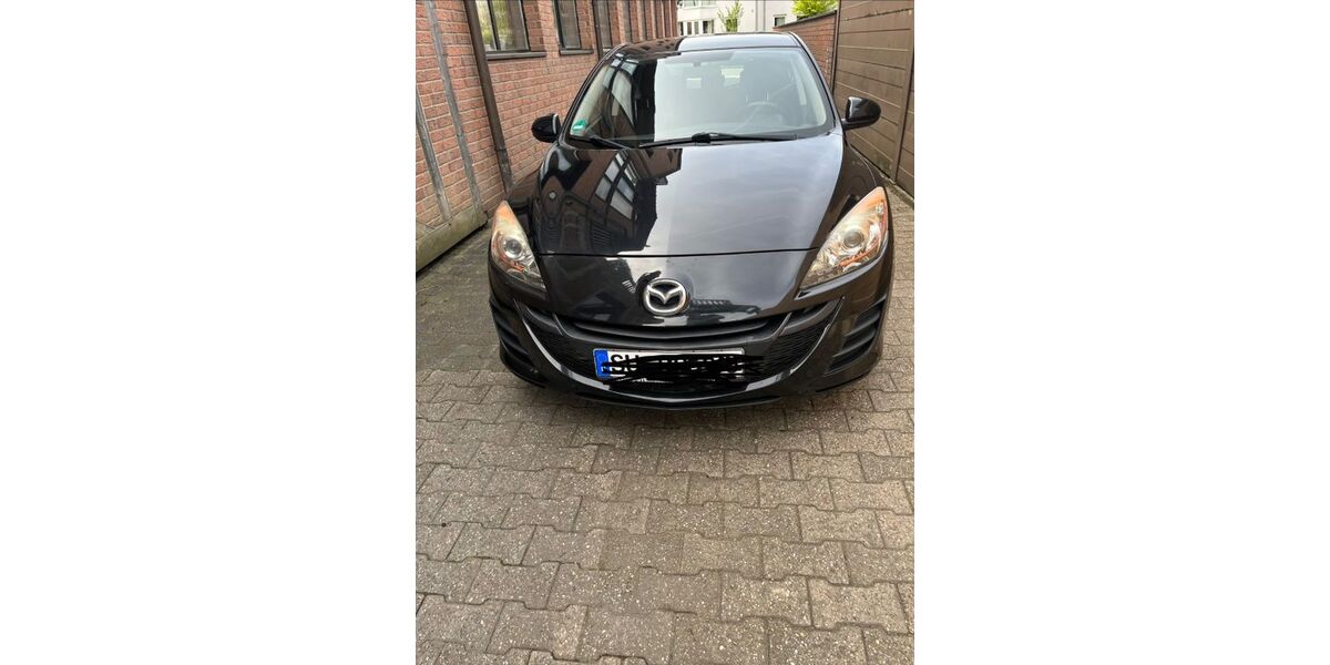 Mazda 3 181.000 km 2.700 &euro; Sankt Augustin 53757