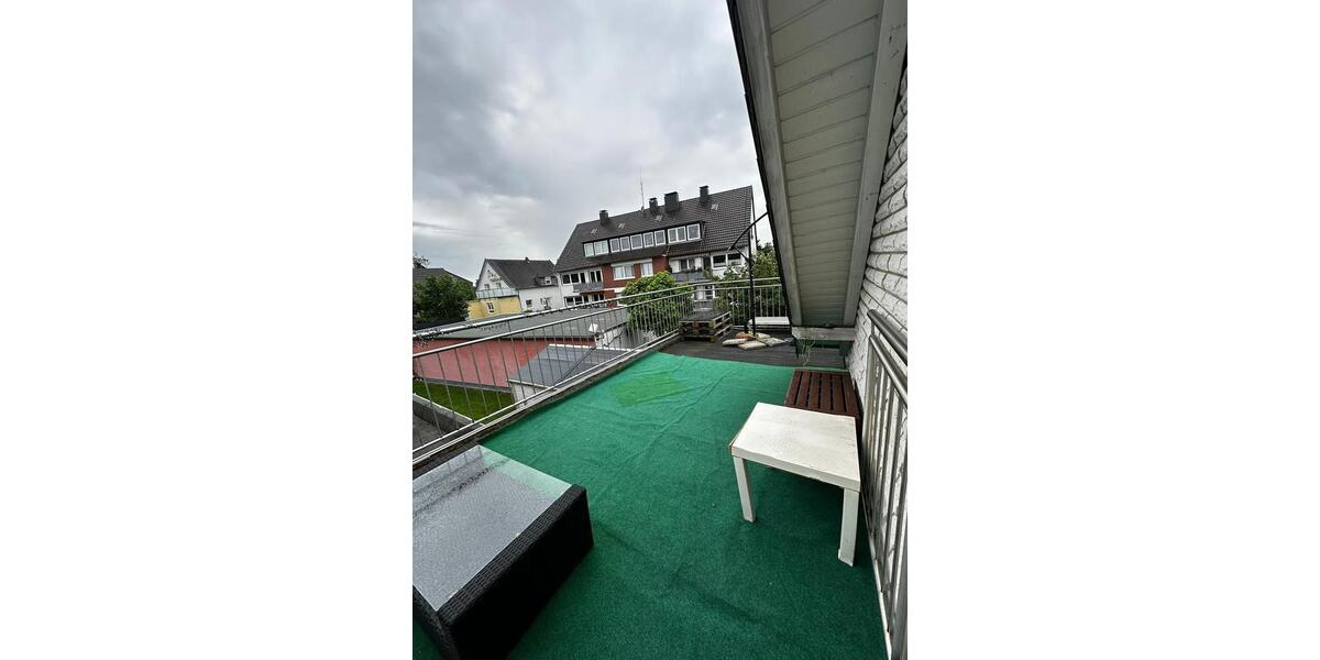 Doppelhaushälfte Köln Kalk - 4.5 Zimmer, 130 m&sup2;, 2.200&euro; | Angebot:24604060