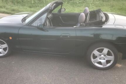 Mazda MX-5 262.500 km 1.900 € Euskirchen 53881