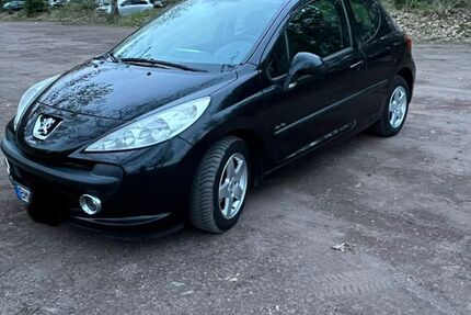 Peugeot 207 171.200 km 1.200 &euro; Köln 50676