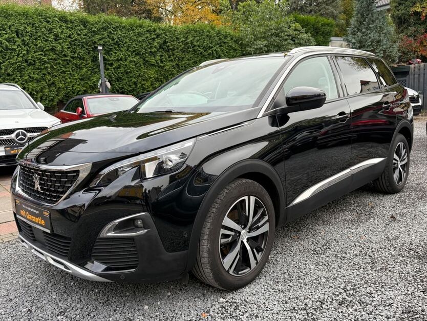 Peugeot 5008 92.000 km 17.500 € Bergisch Gladbach 51469