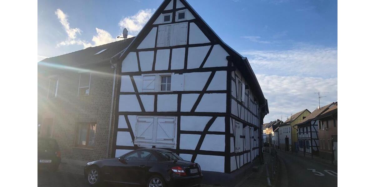 Reihenhaus Euskirchen Dom-Esch - 4 Zimmer, 102 m&sup2;, 67.500&euro; | Angebot:26496704