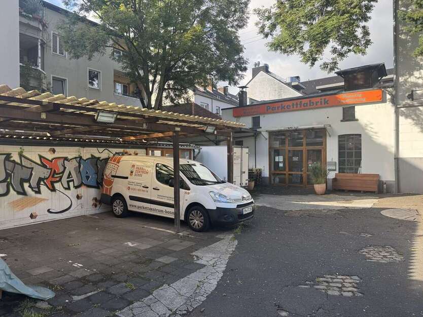 Halle in Bonn 1.400 € 60 m²