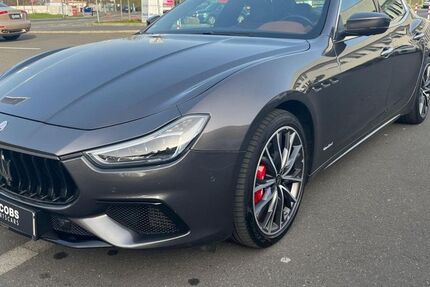 Maserati Ghibli 69.920 km 41.480 &euro; Köln 50829
