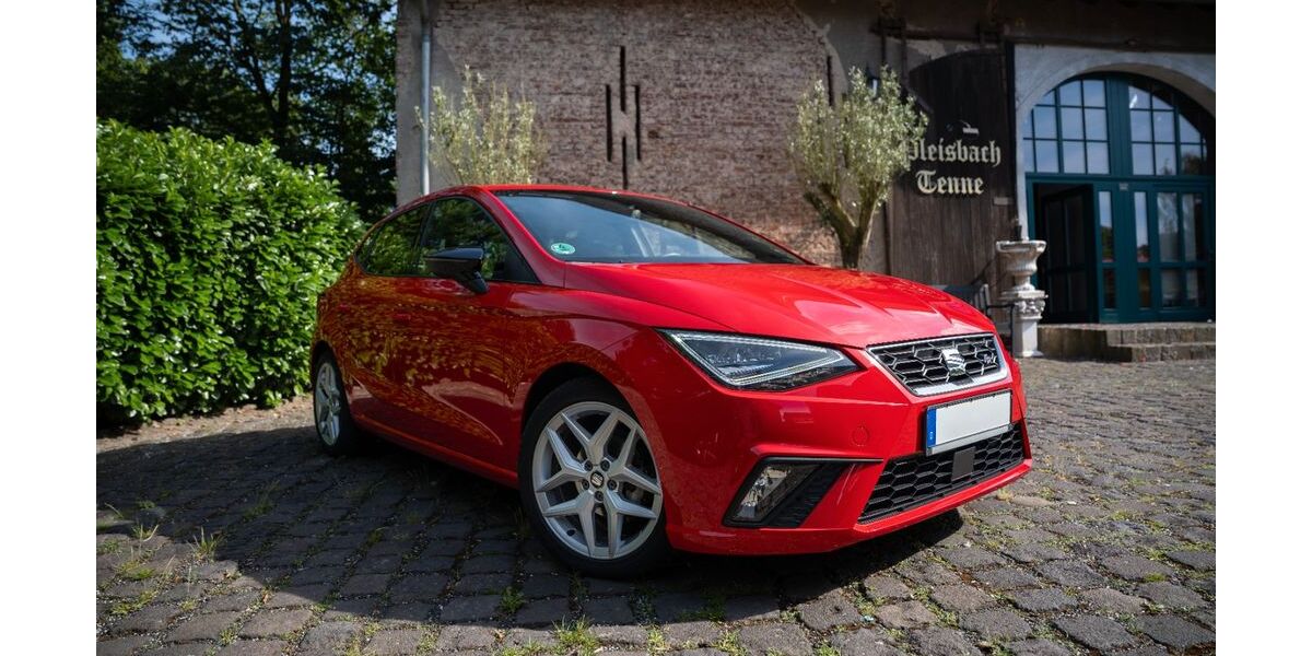 Seat Ibiza 13.350 km 15.750 &euro; Sankt Augustin 53757