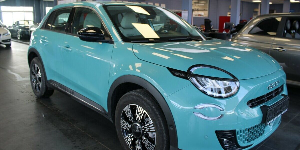 Fiat 600 Hybrid 2.394 km 21.480 &euro; Euskirchen 53881