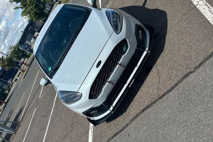 Ford Fiesta 69.500 km 18.100 &euro; Euskirchen 53881