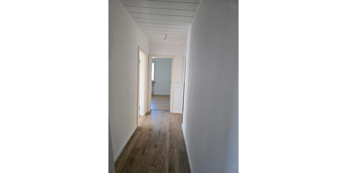 Etagenwohnung Neunkirchen-Seelscheid Seelscheid - 3 Zimmer, 93 m&sup2;, 900&euro; | Angebot:25343056
