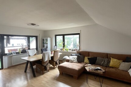 69 m² zum Wohlfühlen – Dachgeschosswohnung mit Stellplatz - Wohnung Bad Honnef / Aegidienberg Aegidienberg | Angebot:27133833