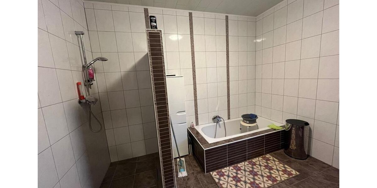 Bungalow Euskirchen Dom-Esch - 3 Zimmer, 133 m&sup2;, 480.000&euro; | Angebot:25591843