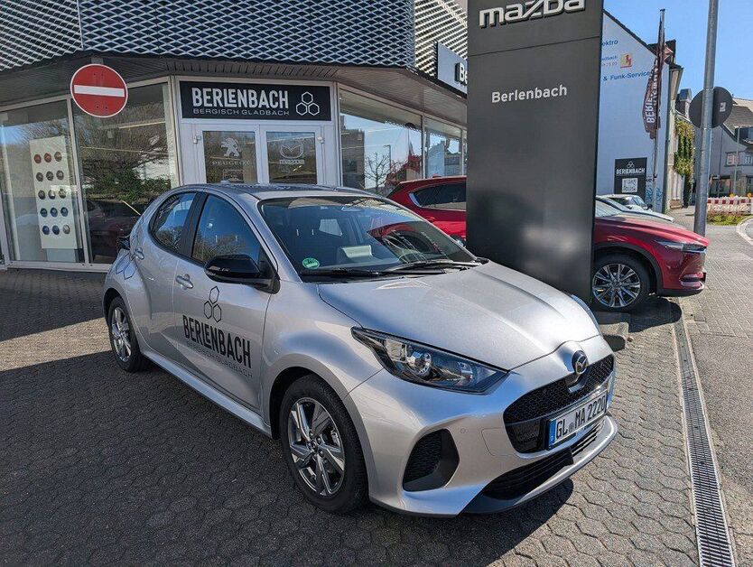 Mazda 2 1.909 km 22.801 € Bergisch Gladbach 51465