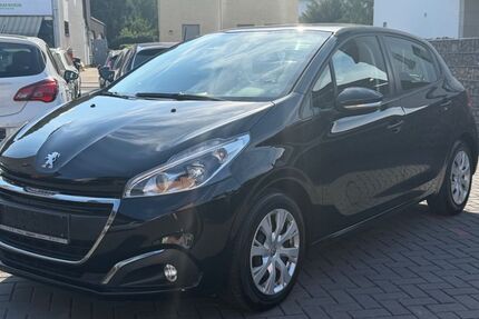 Peugeot 208 119.000 km 4.999 &euro; Bad Breisig 53498