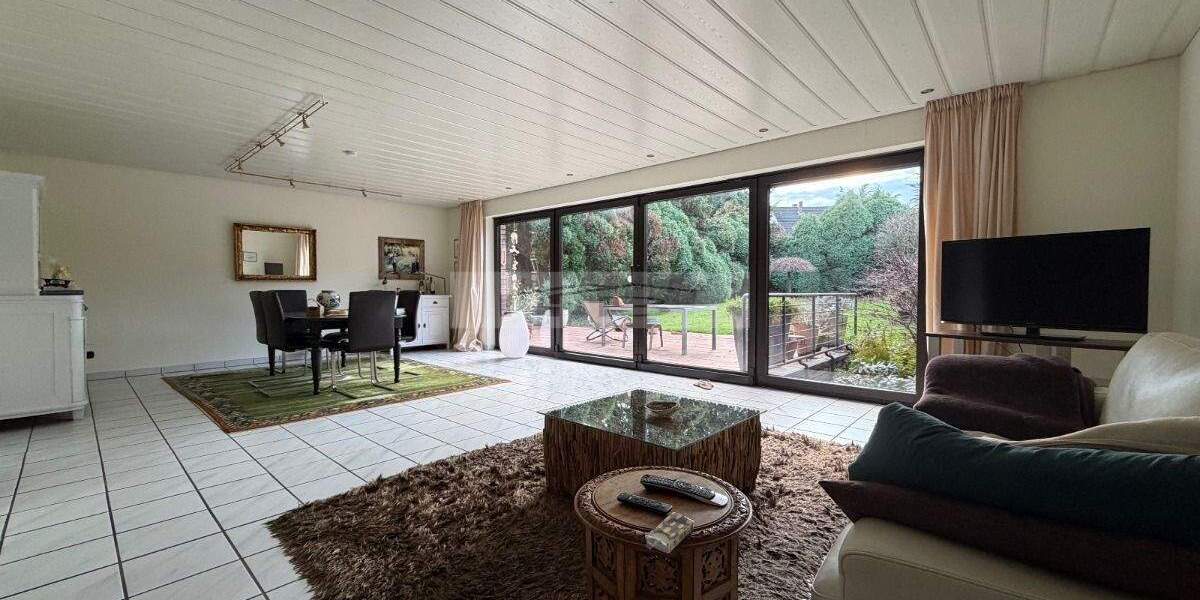 Etagenwohnung Hürth Gleuel - 3 Zimmer, 122 m&sup2;, 1.750&euro; | Angebot:24424174