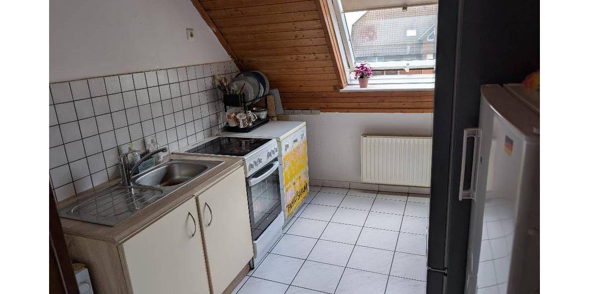 Etagenwohnung Niederkassel - 2 Zimmer, 53 m&sup2;, 500&euro; | Angebot:26910470