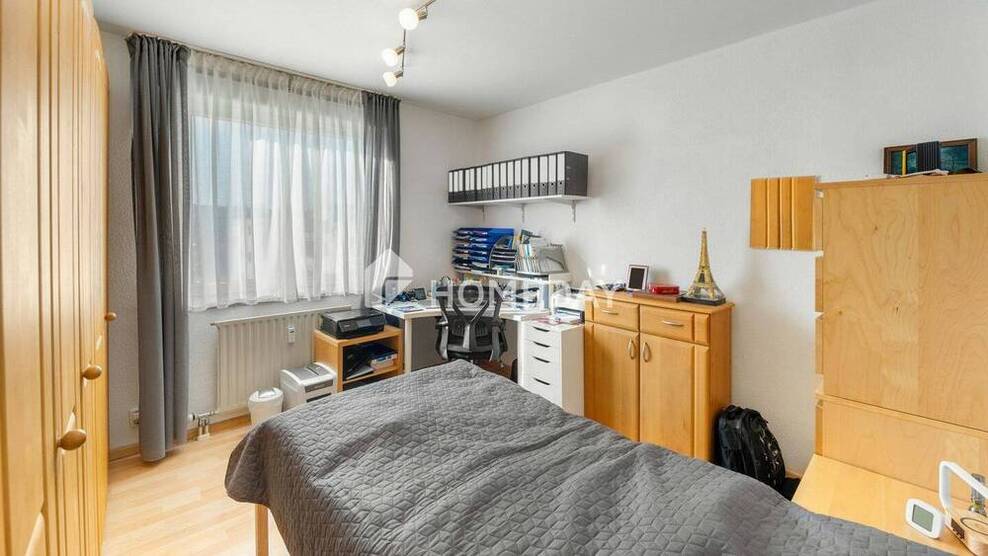 Platz für Ihre Pläne: Großzügige 4-Zimmer-Wohnung mit Aufzug und Panorama-Loggia