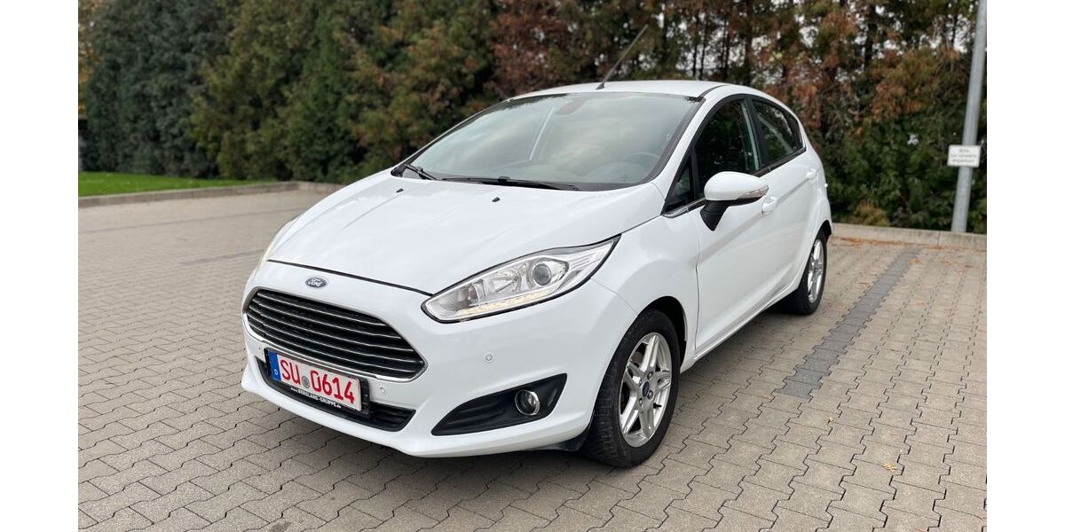Ford Fiesta 156.000 km 5.100 &euro; Remagen 53424
