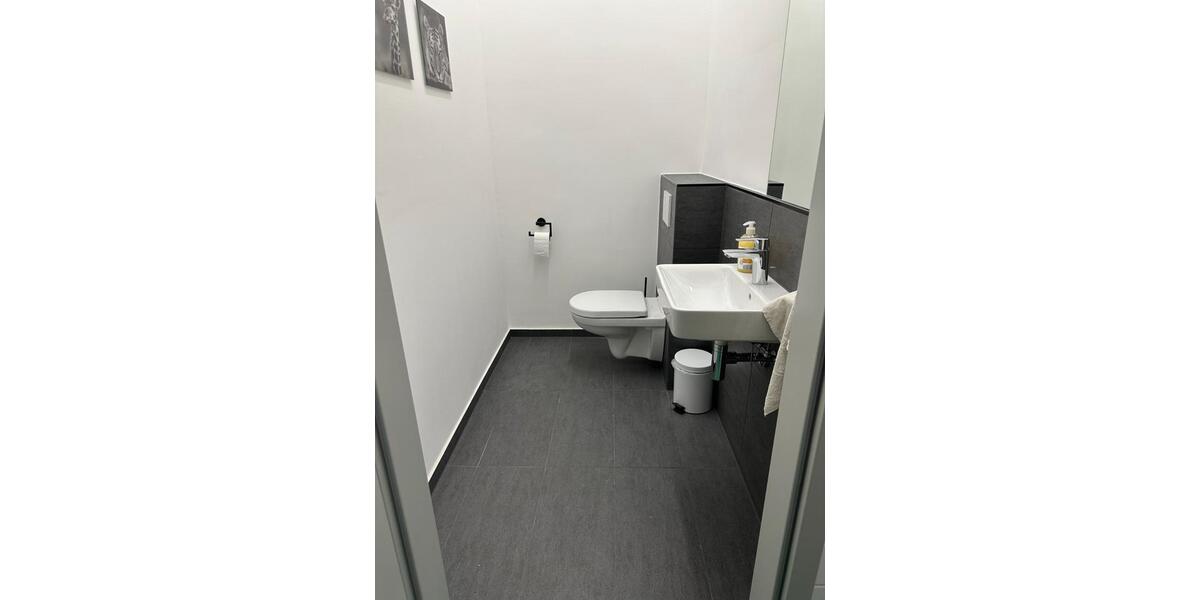 Bonn Beuel - 64 m² Lager Lagerhalle Lagerraum Lagerfläche - 1. OG zimmer