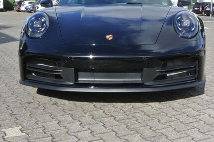 Porsche 992 2.000 km 152.992 € Köln Lövenich 50859