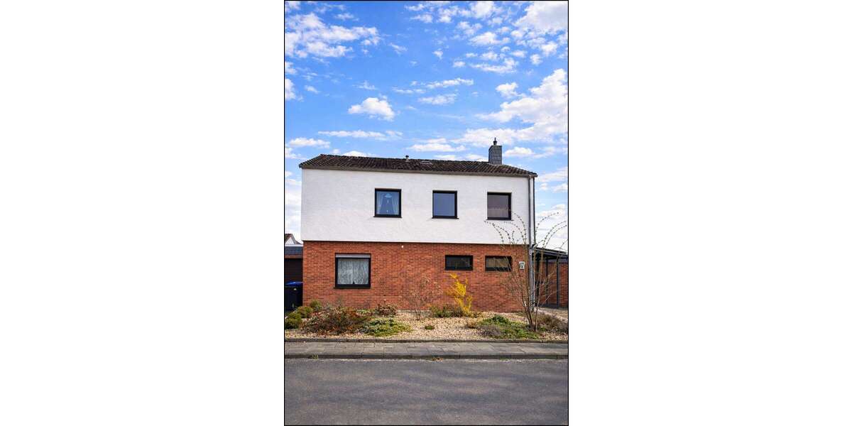 Einfamilienhaus Euskirchen Dom-Esch - 8 Zimmer, 185 m&sup2;, 459.000&euro; | Angebot:25765741