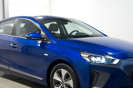 Hyundai IONIQ 28.506 km 17.690 &euro; Hürth bei Köln 50354