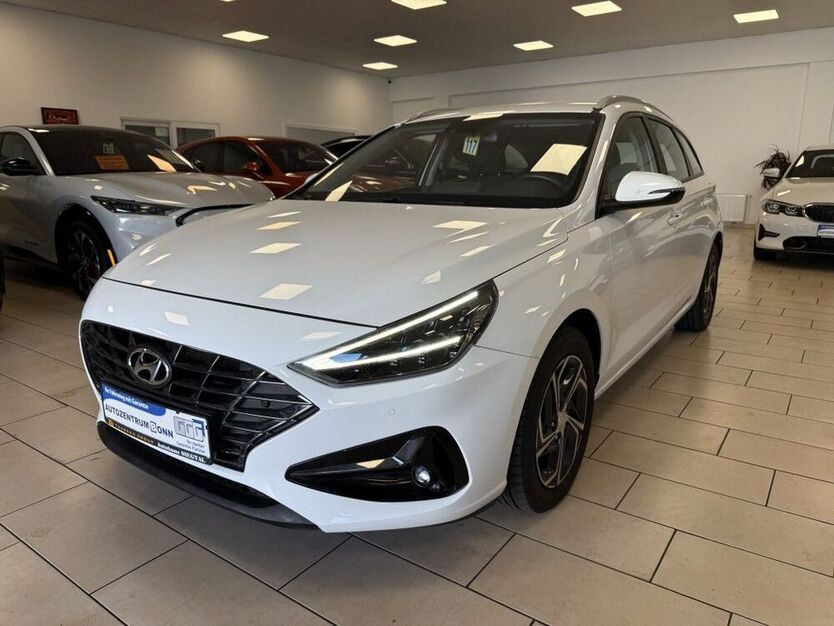 i30