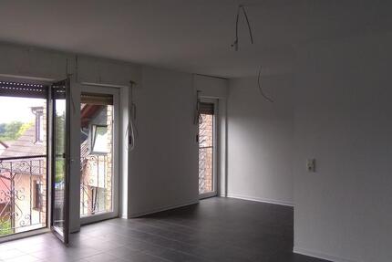 Wohnung * Dachgeschoss * 87 qm 1 zimmer