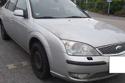 Ford Mondeo 215.000 km 490 € Siegburg 53721