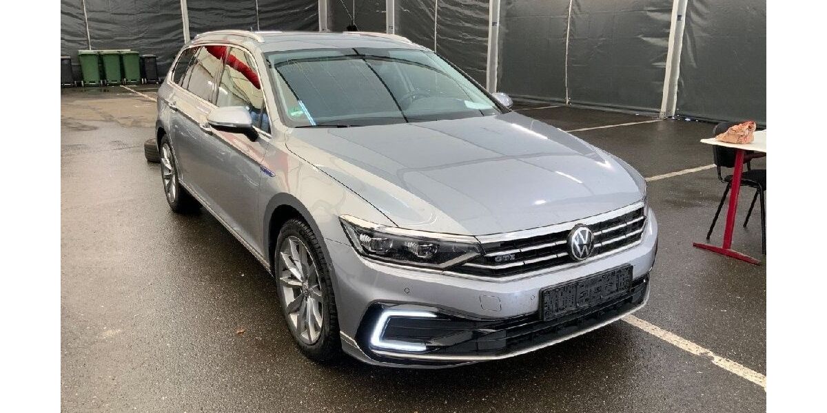 VW Passat 108.090 km 18.900 &euro; Eitorf 53783