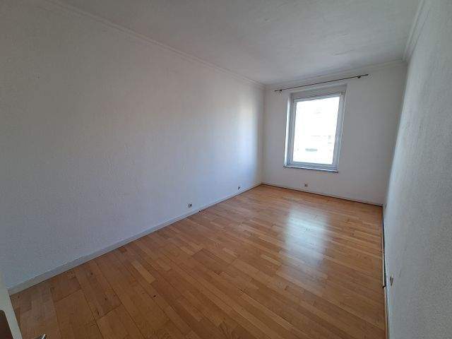 2 Zimmerwohnung mit separater Küche in schönem Altbau 2 zimmer