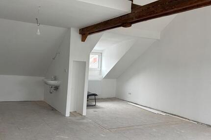 Wohnung Köln Nippes - 3 Zimmer, 92 m&sup2;, 1.700&euro; | Angebot:24743649