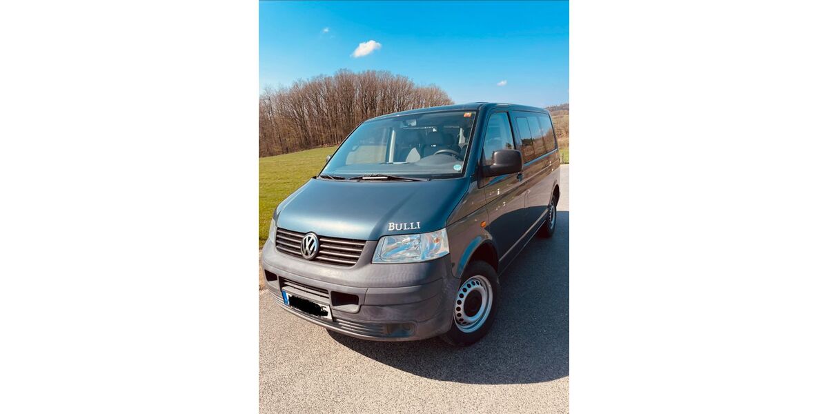 VW T5 Caravelle 143.000 km 15.800 &euro; Berg 53505
