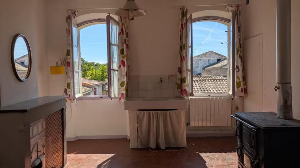 Provence altes Stadthaus mit Charme 300M2 17 Zimmer Innenhof 17 zimmer